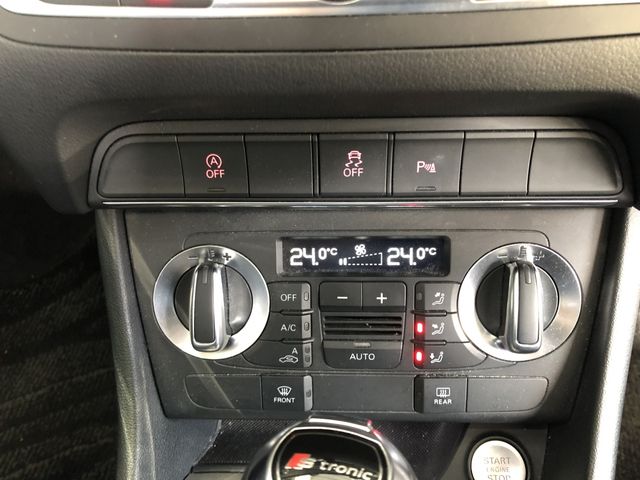 Audi Q3 2014-03 712-20