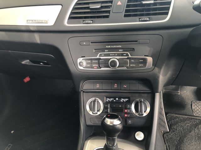 Audi Q3 2014-03 712-15