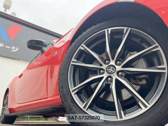 Toyota 86 2017-03 258661-13