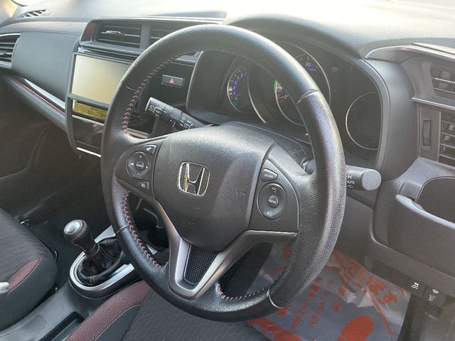 Honda FIT 2017-09 12928-8