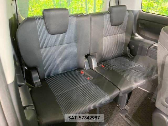 Toyota VOXY 2016-09 289034-10