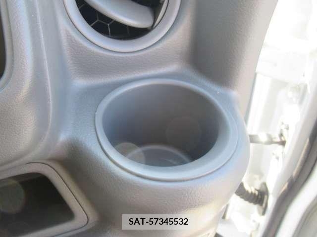 Suzuki EVERY 2020-03 297498-13