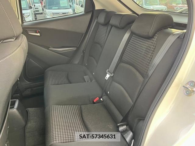 Mazda DEMIO 2019-01 301976-19