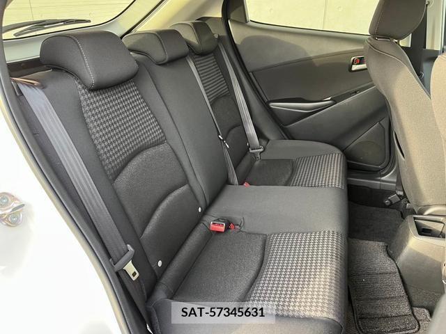 Mazda DEMIO 2019-01 301976-9