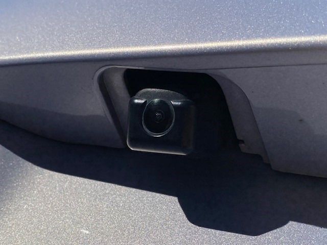Toyota PRIUS 2013-08 19457-11