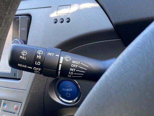 Toyota PRIUS 2013-08 19457-18