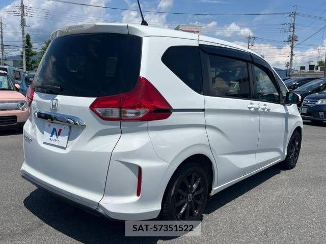 Honda FREED 2018-05 302922-17