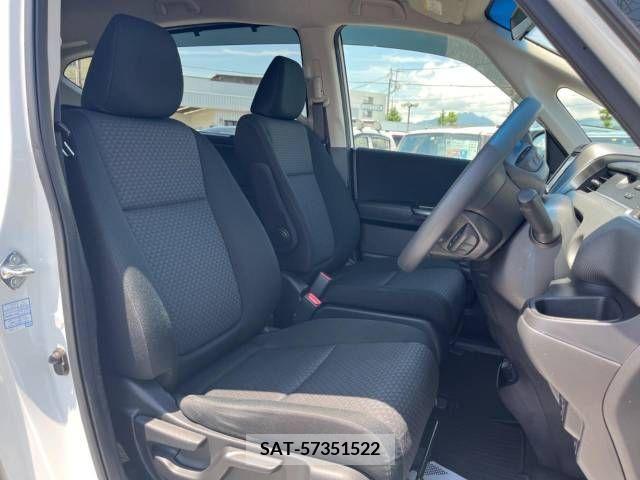 Honda FREED 2018-05 302922-8