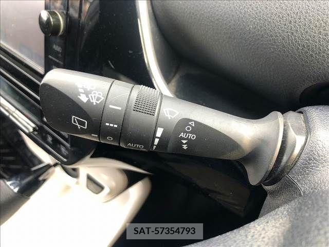 Toyota PRIUS 2016-06 281844-14
