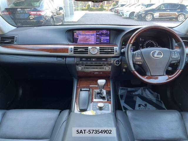 Lexus LS 2012-12 226935-1
