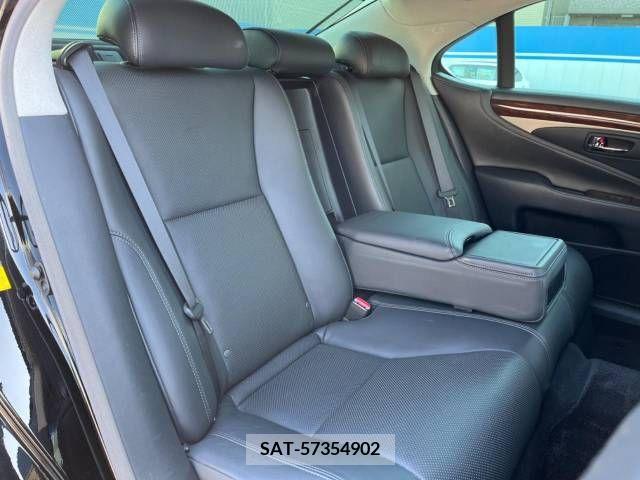 Lexus LS 2012-12 226935-10