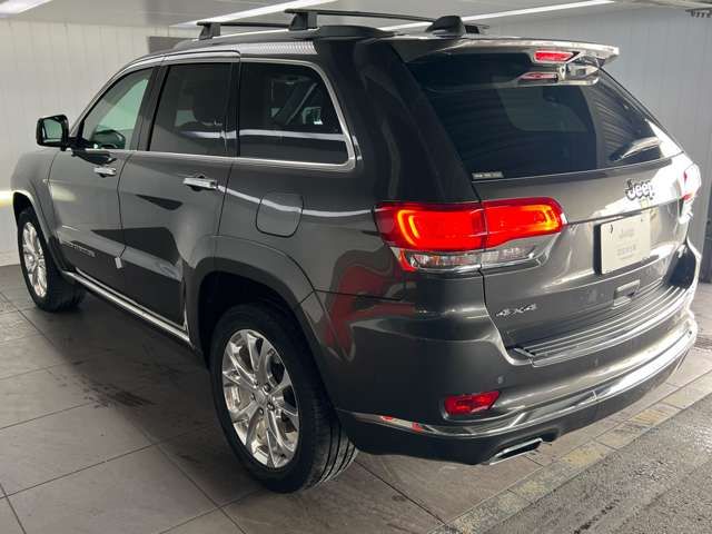 Jeep GRAND CHEROKEE 2020-08 23842-2