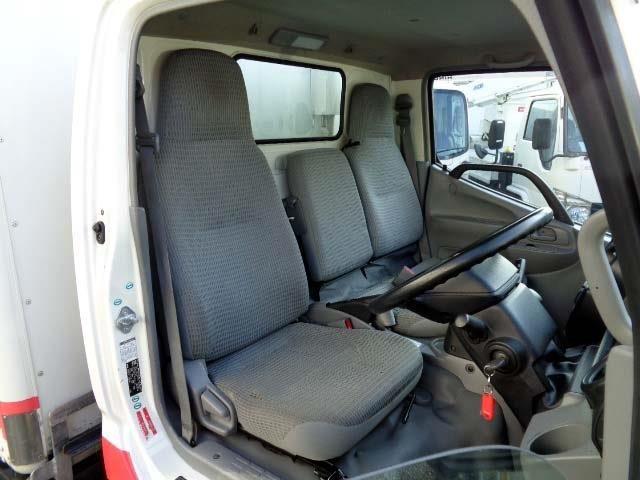 Hino DUTRO 2013-11 193270-4
