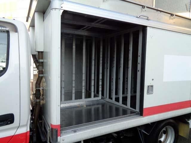 Hino DUTRO 2013-11 193270-9