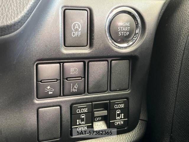 Toyota VOXY 2018-09 348019-4