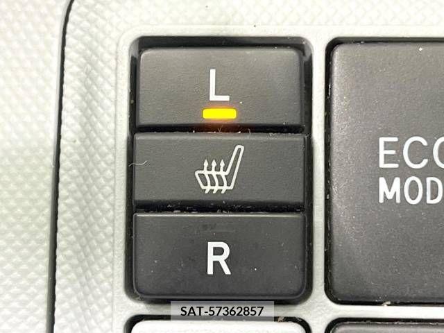 Toyota AQUA 2013-12 382250-4