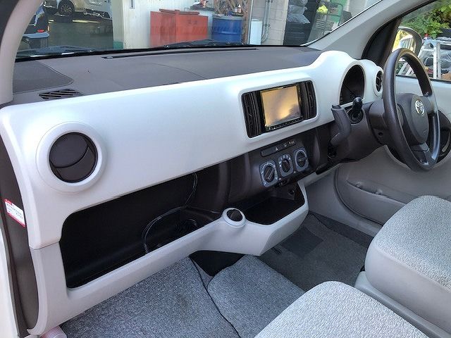 Toyota PASSO 2011-06 187999-24