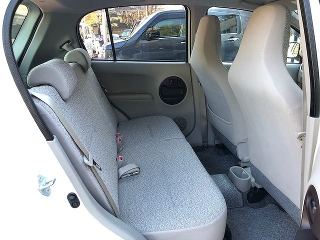 Toyota PASSO 2011-06 187999-3