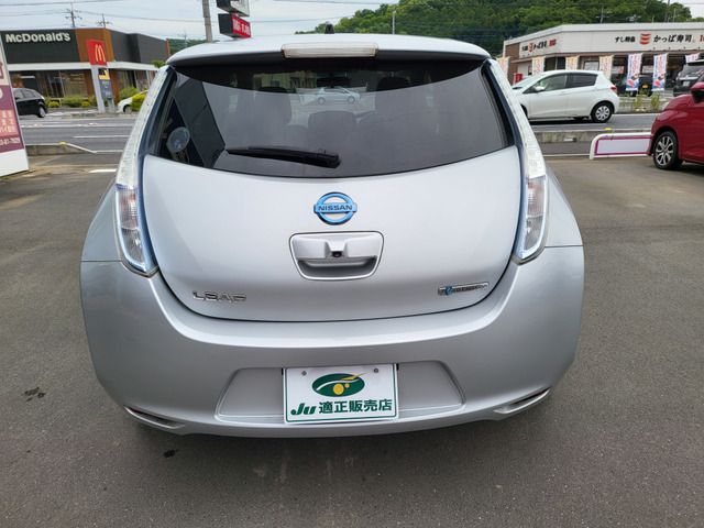 Nissan LEAF 2013-04 3163-8