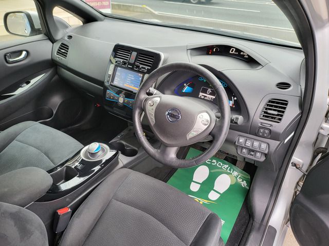 Nissan LEAF 2013-04 3163-2