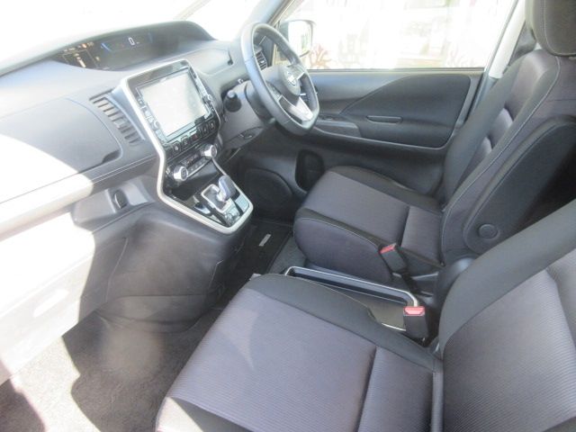 Nissan SERENA 2018-10 196734-4