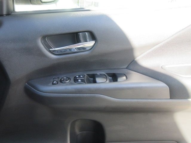 Nissan SERENA 2018-10 196734-23