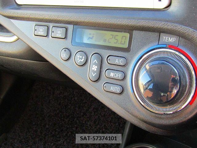 Toyota AQUA 2014-01 260363-14