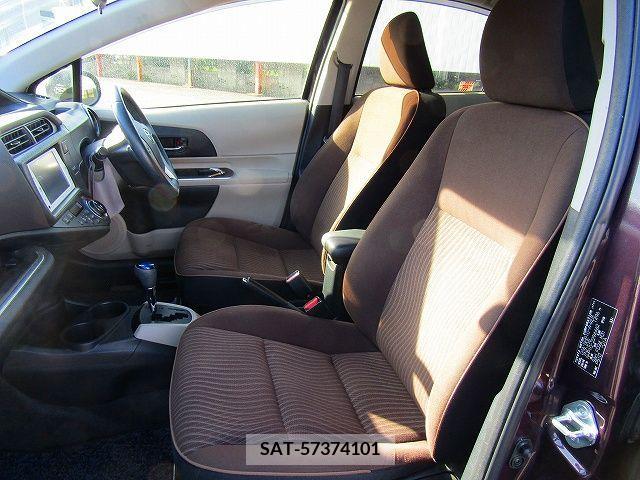 Toyota AQUA 2014-01 260363-18