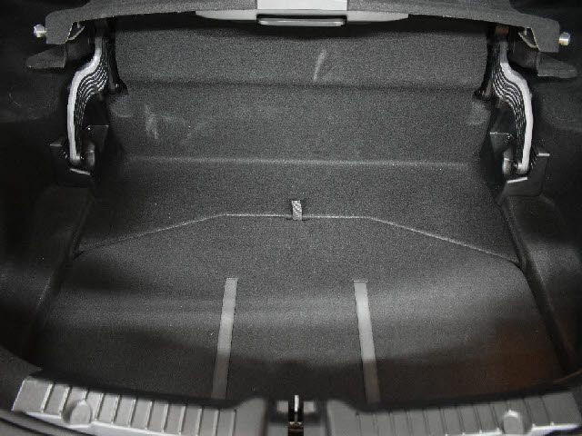 Mercedes Benz SLK 2015-08 16173-14