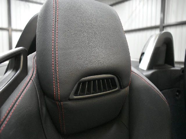 Mercedes Benz SLK 2015-08 16173-10