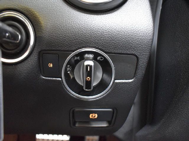 Mercedes Benz SLK 2015-08 16173-18