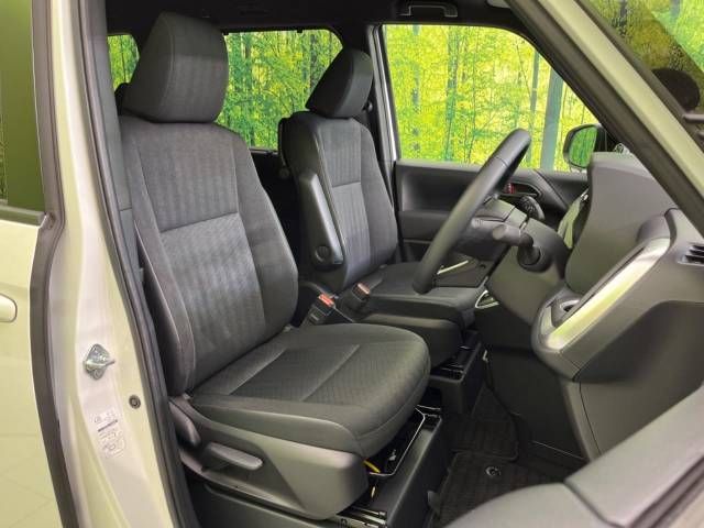 Toyota NOAH 2023-06 183796-8