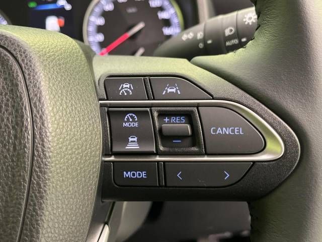 Toyota NOAH 2023-06 183796-5