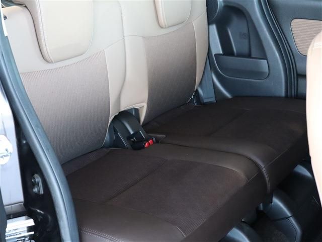 Nissan DAYZ ROOX 2018-09 15177-24