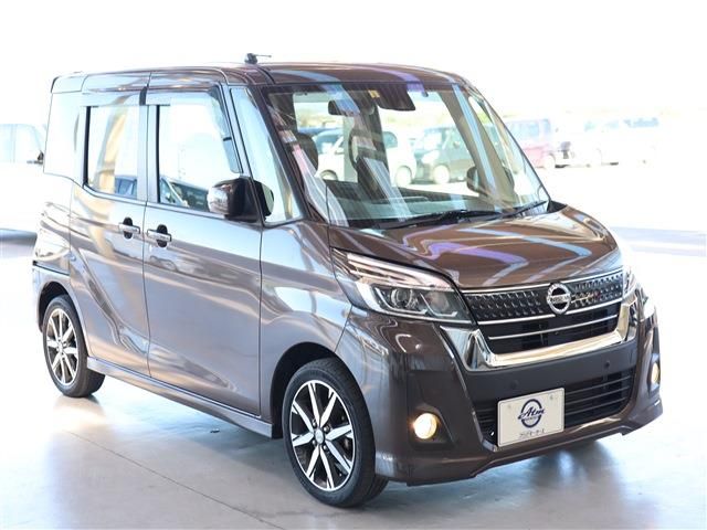 Nissan DAYZ ROOX 2018-09 15177-2