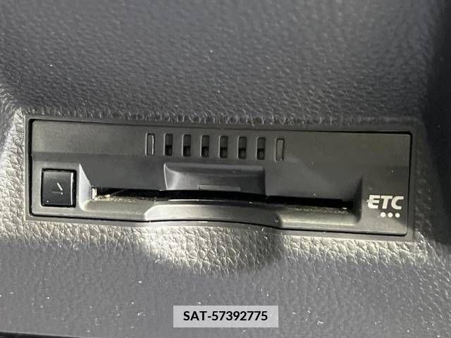 Toyota YARIS 2020-07 350494-6