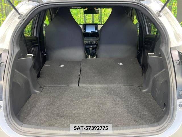 Toyota YARIS 2020-07 350494-11