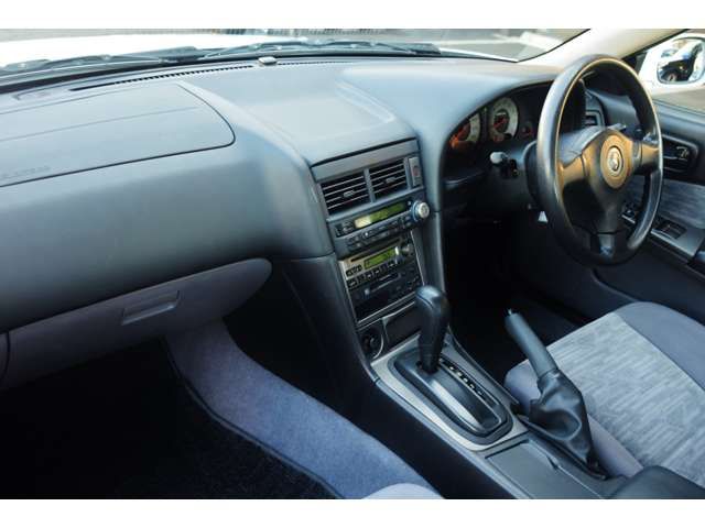 Nissan SKYLINE 2000-12 1032-1