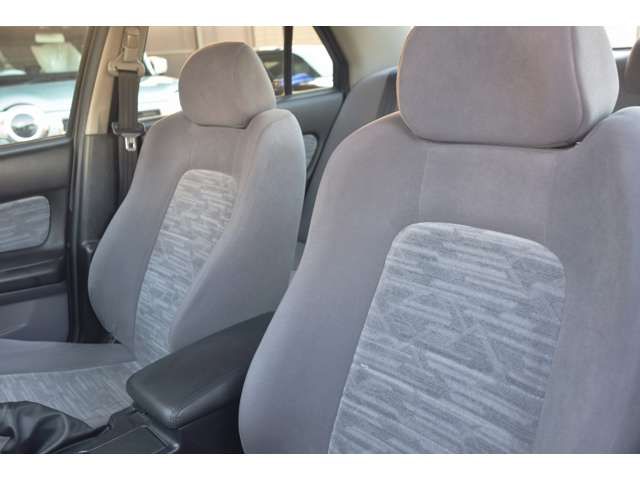 Nissan SKYLINE 2000-12 1032-7