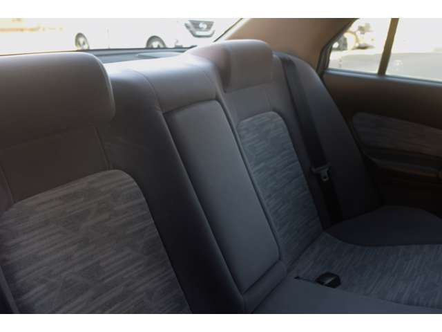 Nissan SKYLINE 2000-12 1032-9
