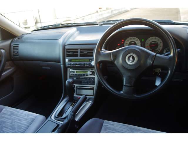Nissan SKYLINE 2000-12 1032-3