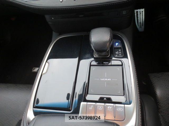 Lexus LS 2018-10 391880-12