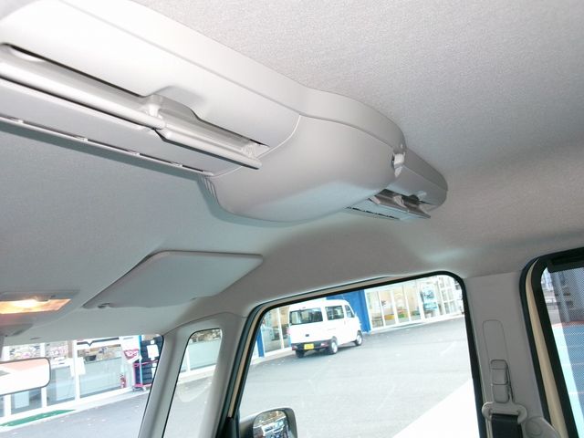 Suzuki SPACIA 2023-05 180736-17