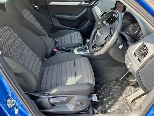 Audi Q3 2016-06 1272-6