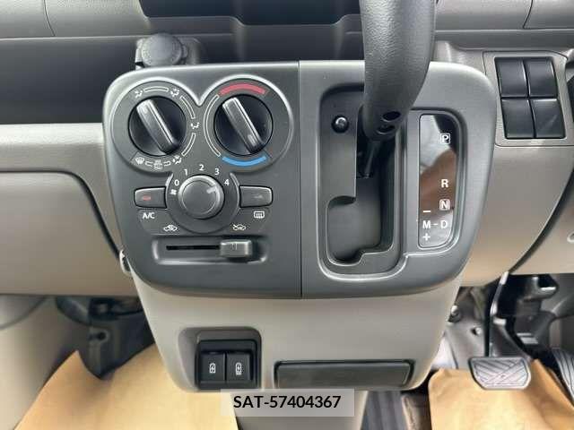 Nissan CLIPPER 2023-10 378607-16