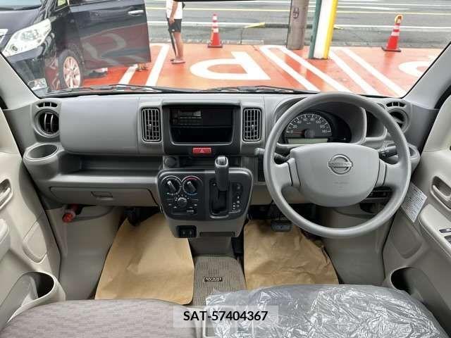 Nissan CLIPPER 2023-10 378607-7
