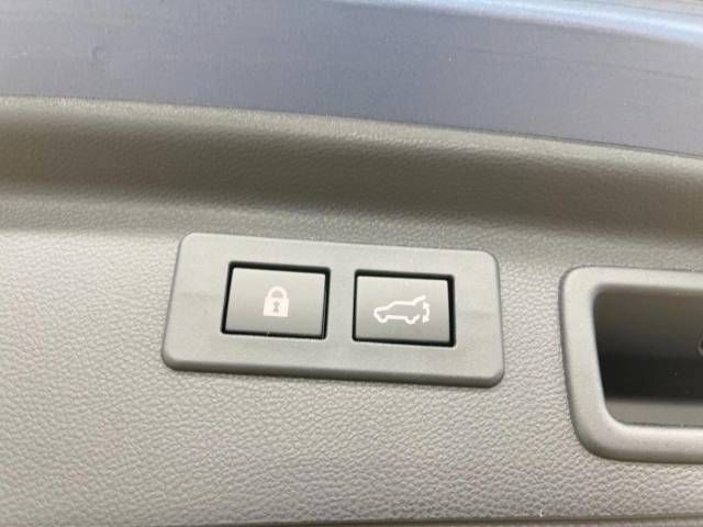Subaru FORESTER 2018-09 23137-6