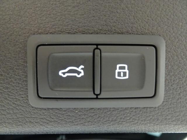 Audi A4 2019-08 13980-16
