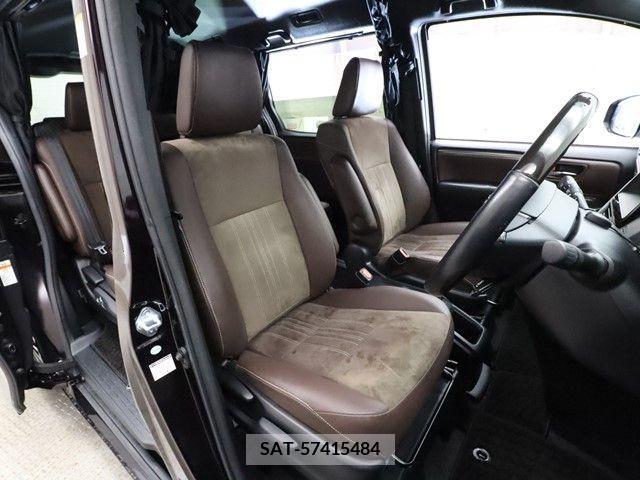 Toyota ESQUIRE 2018-07 236517-3