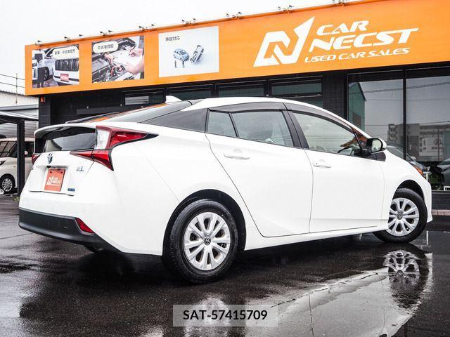 Toyota PRIUS 2021-06 322472-13